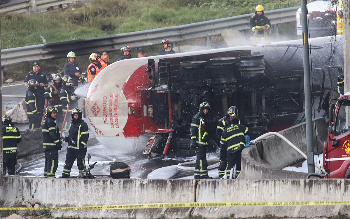 Ascienden a 31 los muertos por explosión de pipa en Iztapalapa