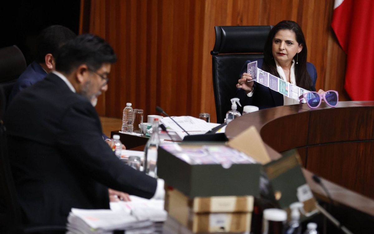 Tribunal Electoral revoca multas del INE a candidatos de Elección Judicial por acordeones