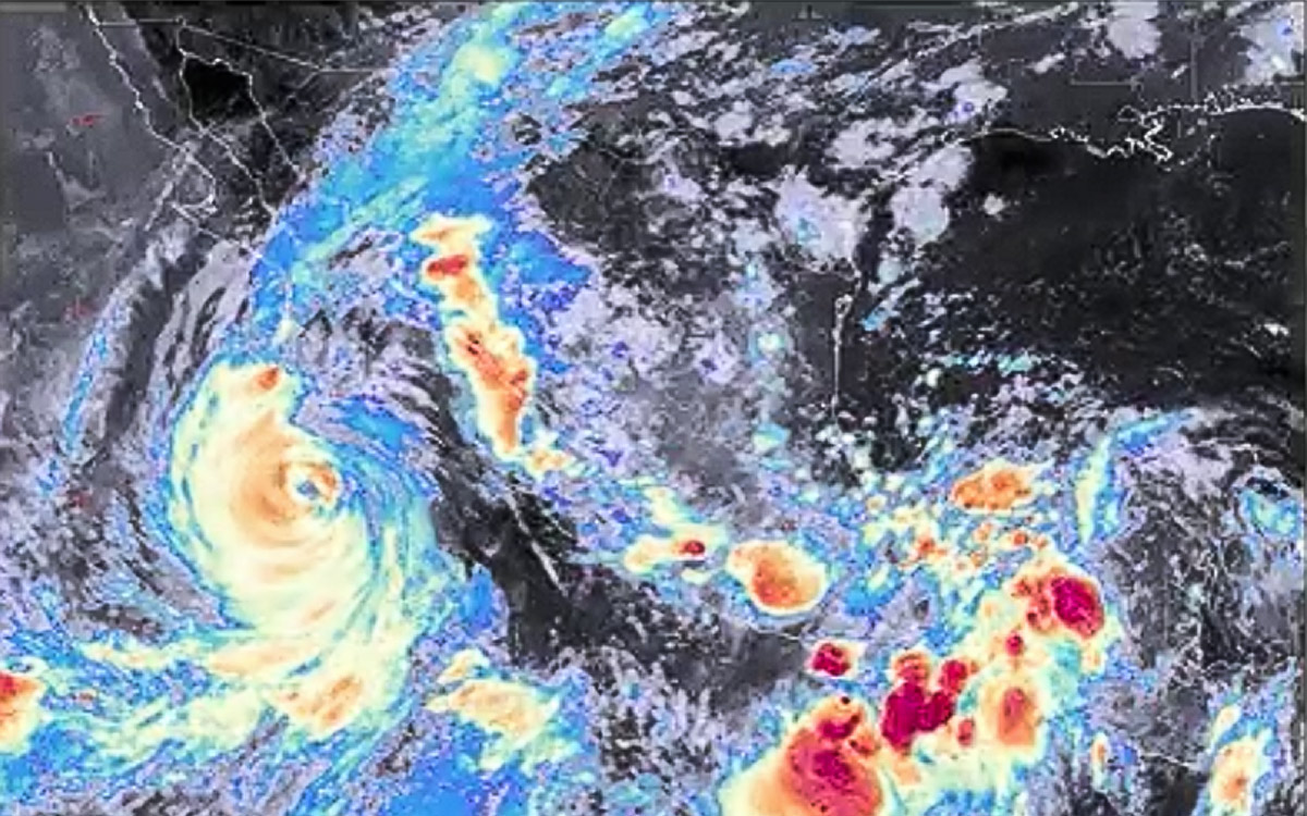 ‘Priscilla’ se degrada a categoría 1; provoca lluvias intensas y oleaje elevado