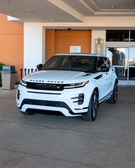 This month, we’re bringing you November Leaves with Land Rover Dreams, and it all kicks off this Saturday, November 8th