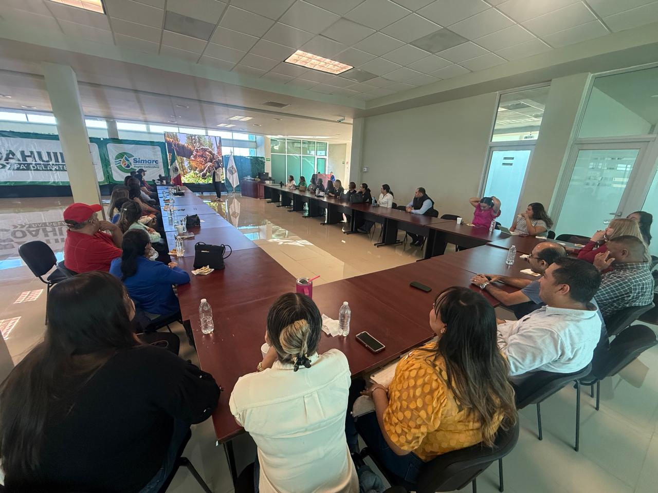 SIMARC refuerza la atención al usuario con capacitación a su personal