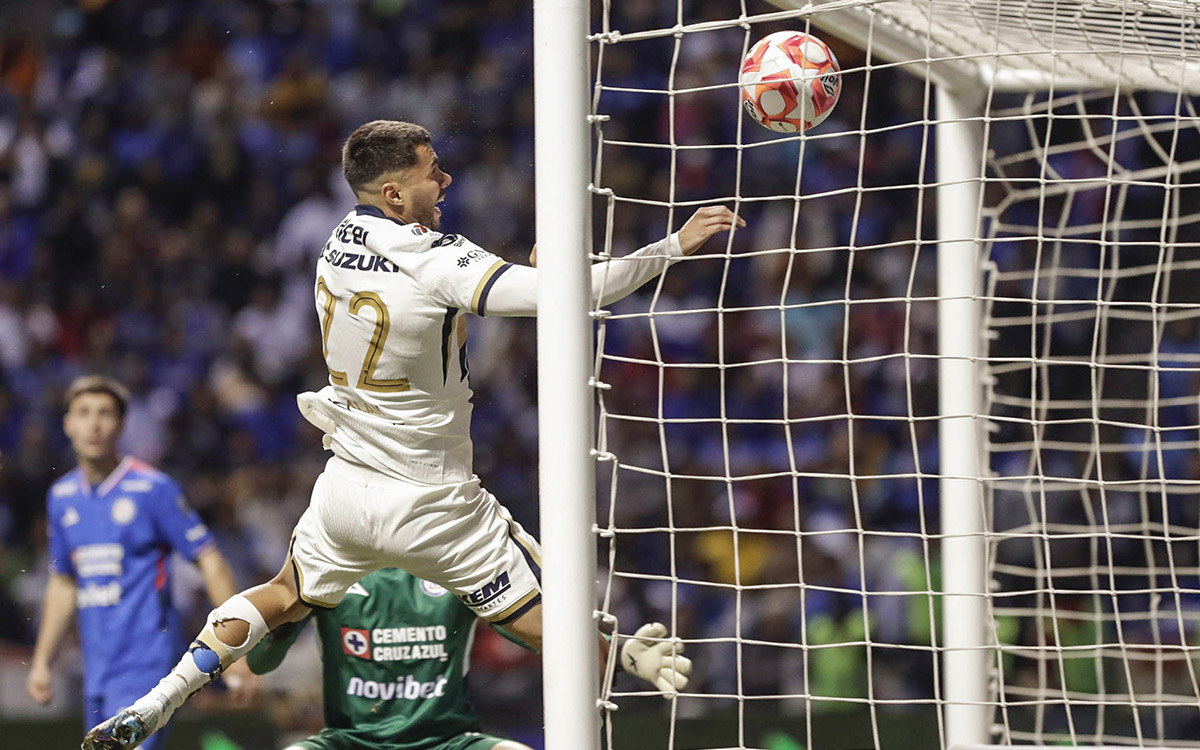 Pumas vence a Cruz Azul y se mete en el ‘Play-In’