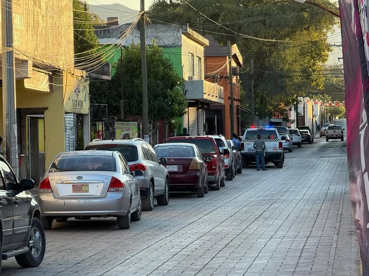 Última hora: Detuvieron al “TAVO” en calles del centro de Múzquiz.