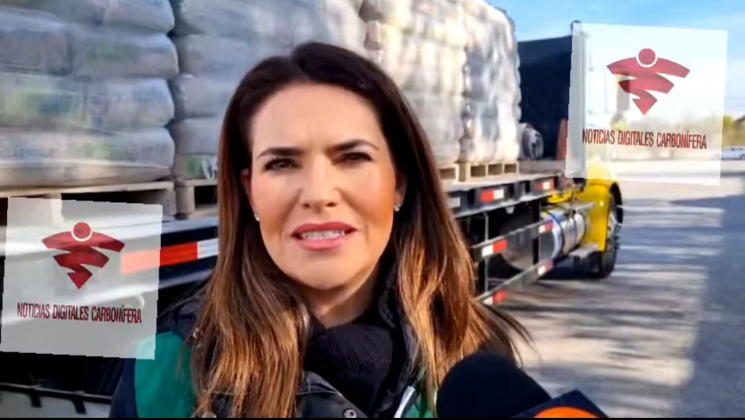 Mejora Coahuila entrega cemento y anuncia distribución de tinacos en Sabinas