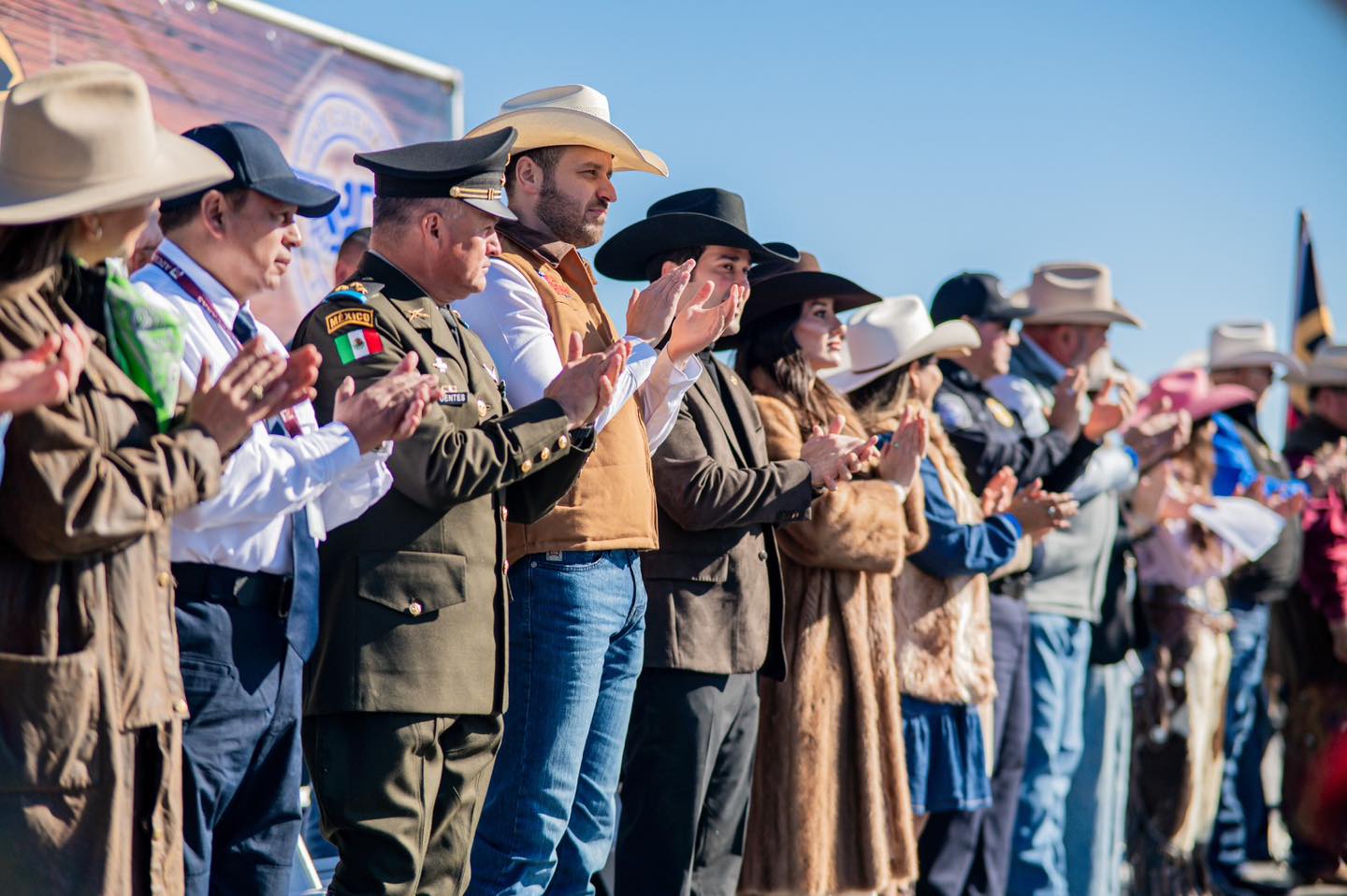 Piedras Negras e Eagle Pass reafirman su hermandad con la Cabalgata La Grande 2026