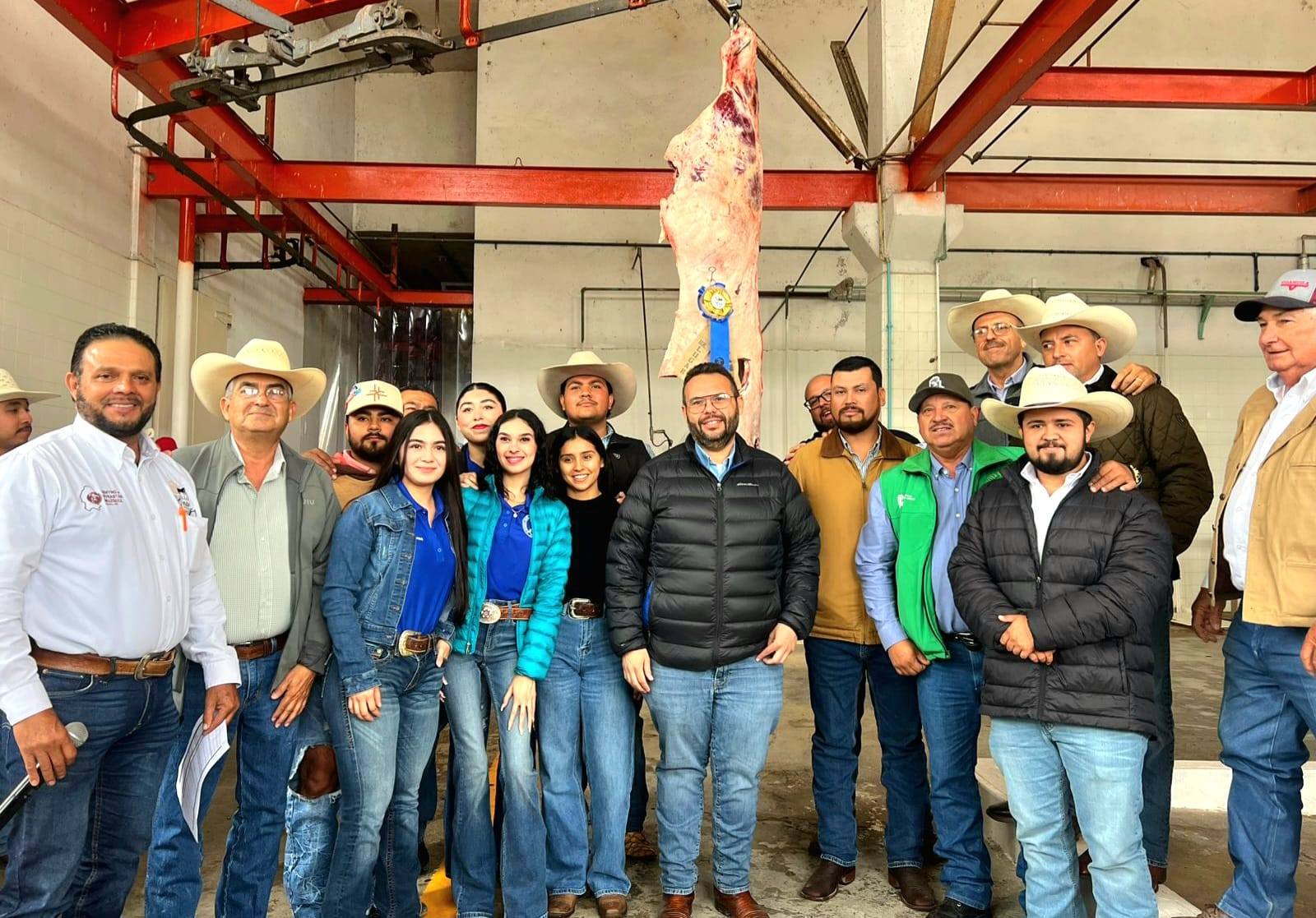 Triunfa el Tecnológico Nacional de México campus Múzquiz con doble victoria en concurso ganadero.