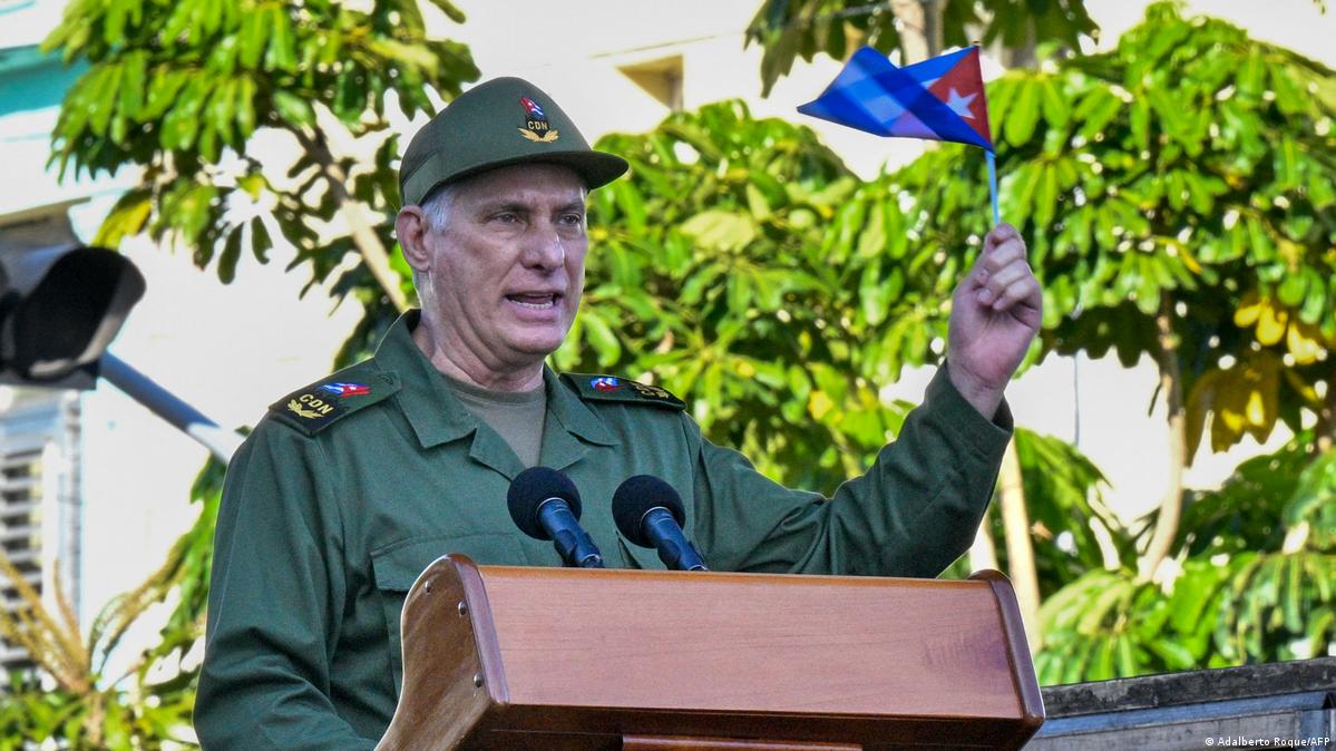 Estados Unidos sanciona al presidente de Cuba y familiares de Castro